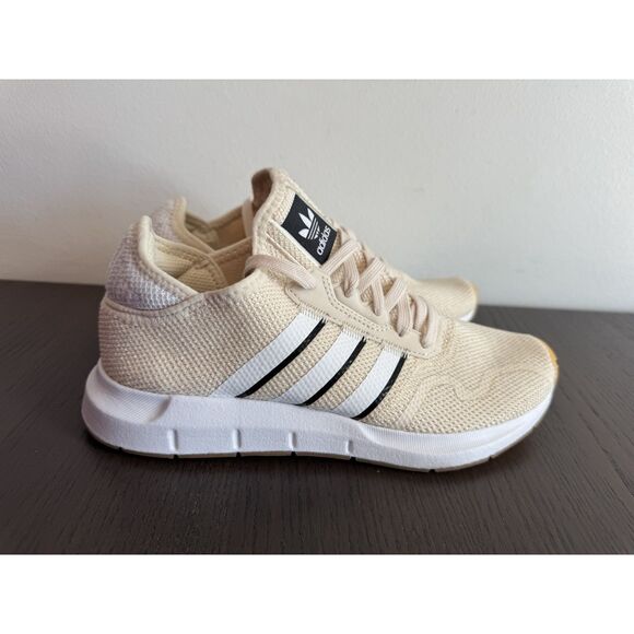 Adidas Swift Run X Women's Shoes Pink White Black Athletic Sneakers 5.5 - Picture 1 of 7